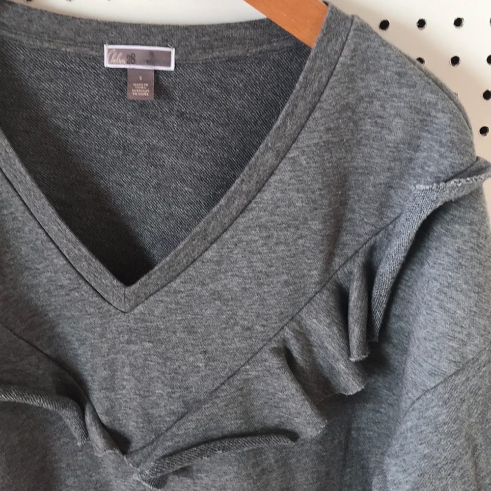 Chelsea28 Ruffle Sweatshirt - Picture 3 of 4